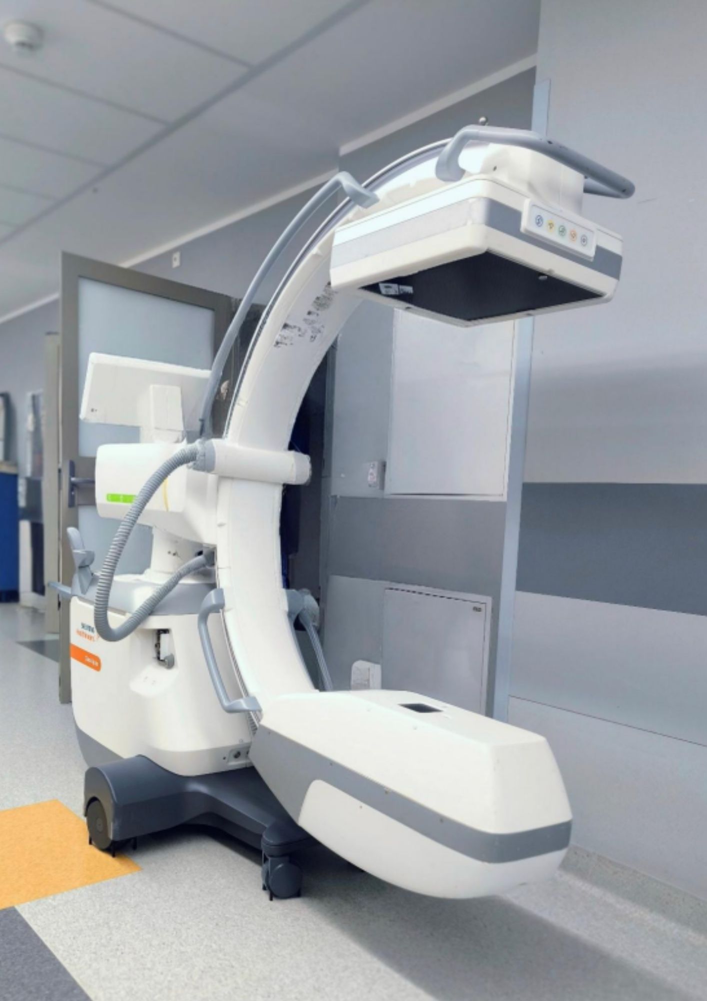 Aparat Cyfrowy RTG z ramieniem typu C